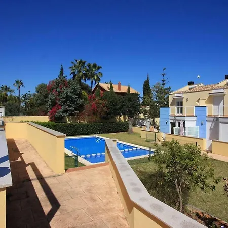 Holiday home Adosado Campo Azul *
